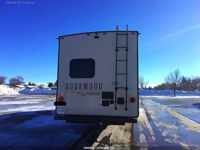 Продажа на аукционе авто 2022 Forest River Inc. Signature Rockwood, vin: 4X4TRLN27N1898087, номер лота: 30080602
