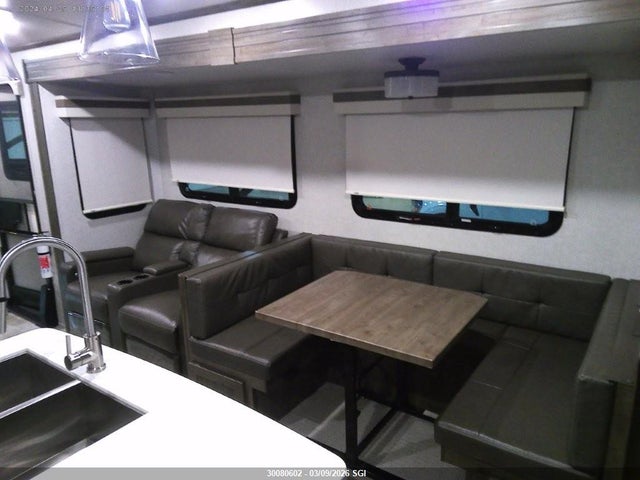 Продажа на аукционе авто 2022 Forest River Inc. Signature Rockwood, vin: 4X4TRLN27N1898087, номер лота: 30080602