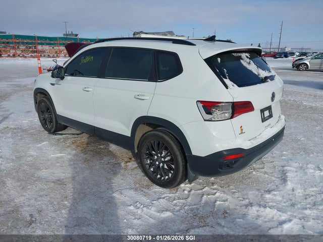 3VVAX7B24NM031913 Volkswagen TAOS S