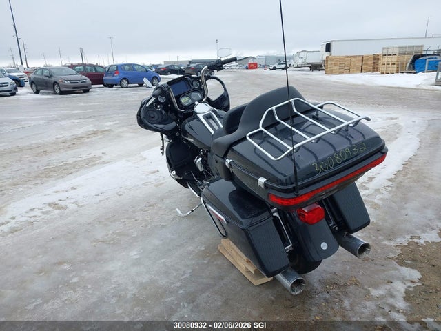Harley-Davidson FLTRK 2021 5HD1KZF34MB609033 Image 3