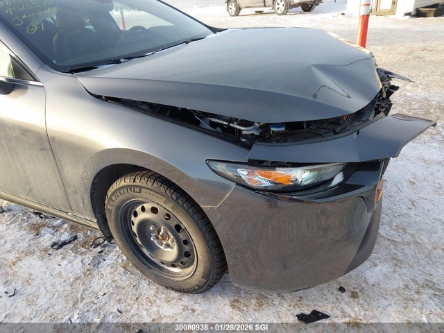 JM1BPBLL1N1515368 Mazda 3 Preferred