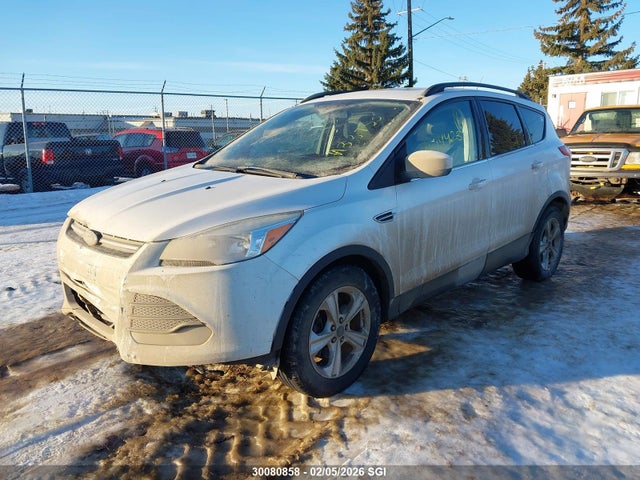 1FMCU9G94FUA33753 Ford ESCAPE SE