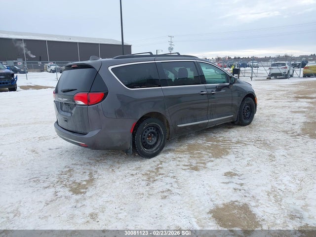 2C4RC1BGXHR561354 Chrysler Pacifica Touring L