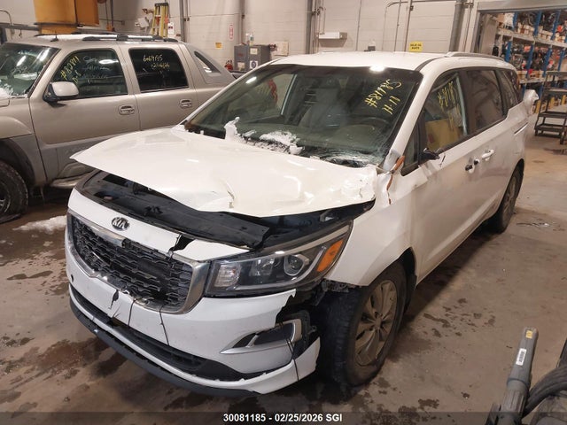 KNDMB5C12L6579586 KIA Sedona Lx/ex