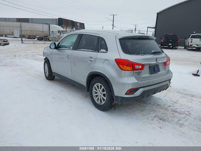 JA4AJ3AU6JU602328 Mitsubishi RVR SE