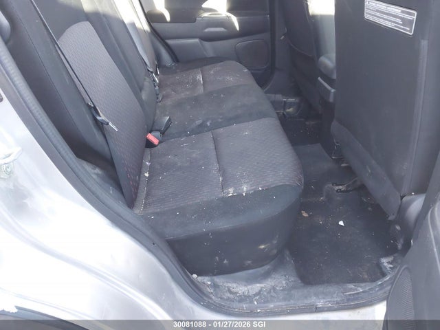 JA4AJ3AU6JU602328 Mitsubishi RVR SE