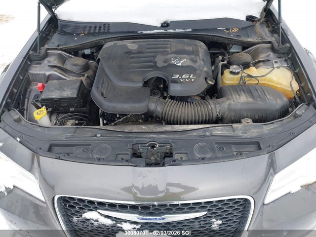 2C3CCAAG9KH640457 Chrysler 300 Touring