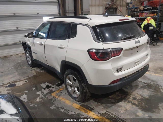 Jeep Compass Latitude 2021 3C4NJDBB7MT519094 Image 3
