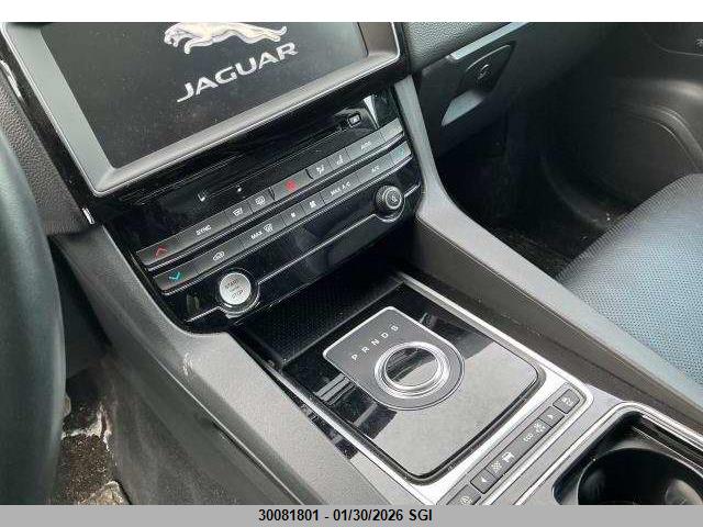 Jaguar F-pace Prestige 2018 SADCK2FX1JA299635 Image 10