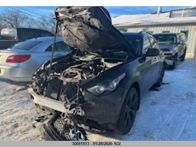 JN8CS1MW3HM413213 Infiniti QX70