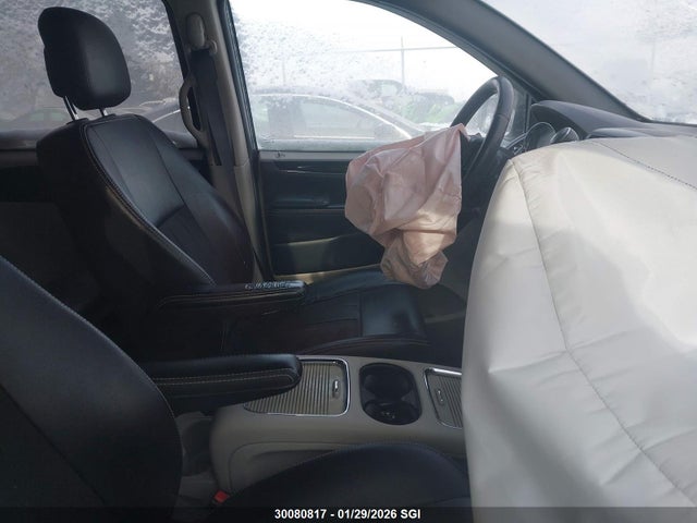 2C4RDGBG0KR763143 Dodge Grand Caravan Cvp/sxt