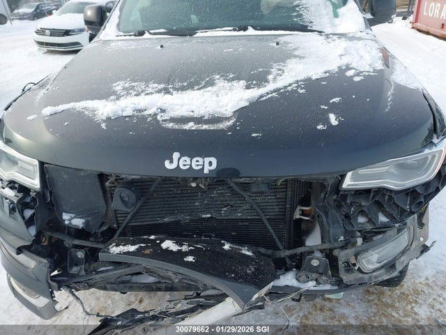 Jeep Grand Cherokee Summit 2018 1C4RJFJMXJC436752 Image 10