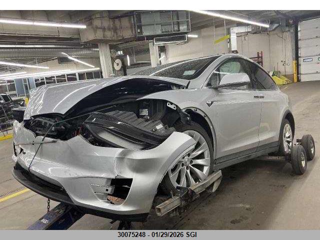 5YJXCBE2XHF041180 Tesla MODEL X