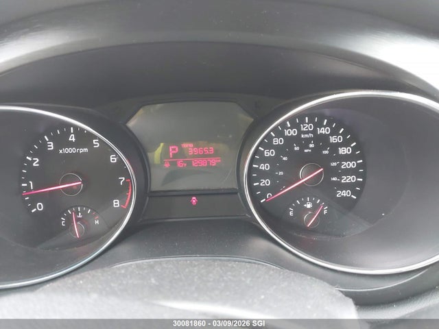 KNDMB5C10G6110227 KIA SEDONA LX
