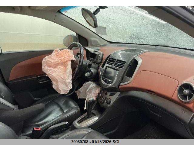 1G1JE5SB4E4162742 Chevrolet SONIC LTZ