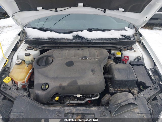 Chrysler 200 LX 2014 1C3CCBAG7EN204188 Image 10