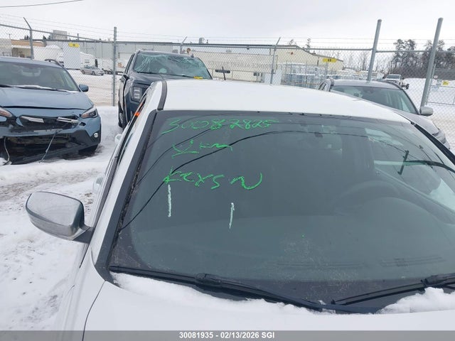 Chrysler 200 LX 2014 1C3CCBAG7EN204188 Image 11