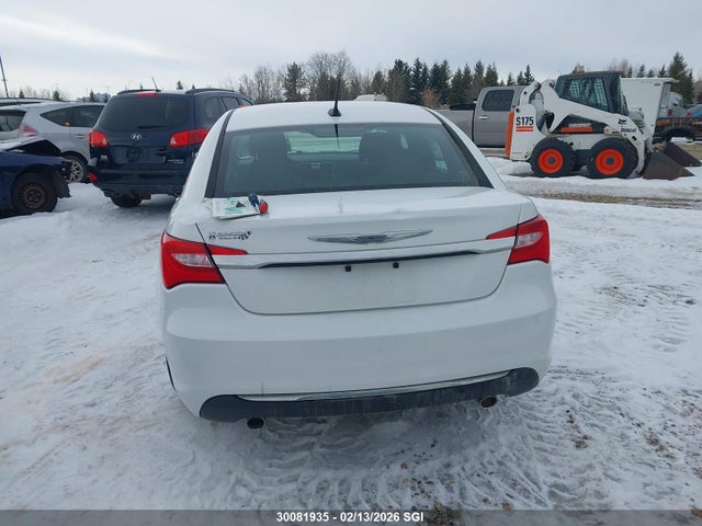 Chrysler 200 LX 2014 1C3CCBAG7EN204188 Image 17