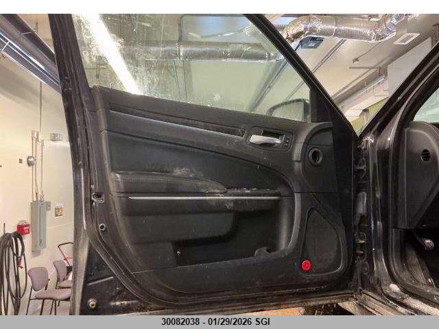 2C3CCAKGXEH244010 Chrysler 300C