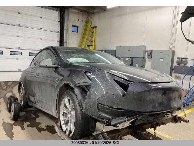 7SAYGDEE3RF046238 Tesla Model Y