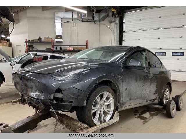 7SAYGDEE3RF046238 Tesla Model Y