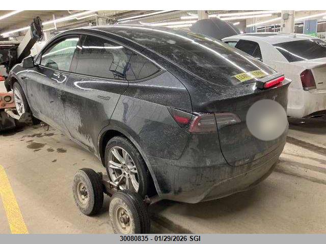7SAYGDEE3RF046238 Tesla Model Y
