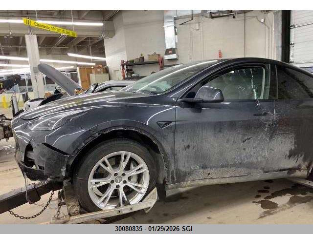 7SAYGDEE3RF046238 Tesla Model Y