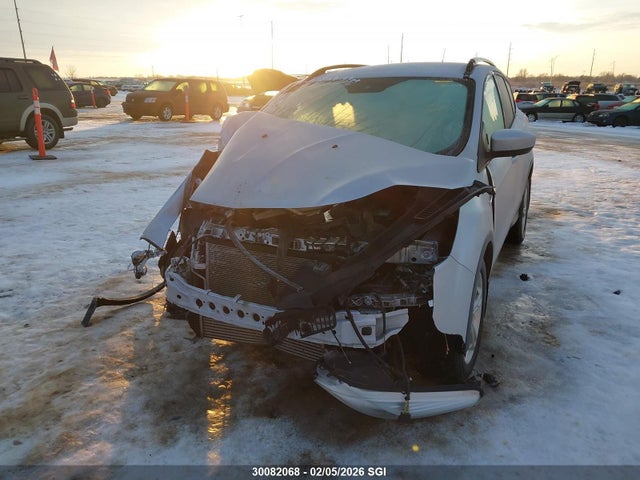 1FMCU9GX7EUA32853 Ford ESCAPE SE