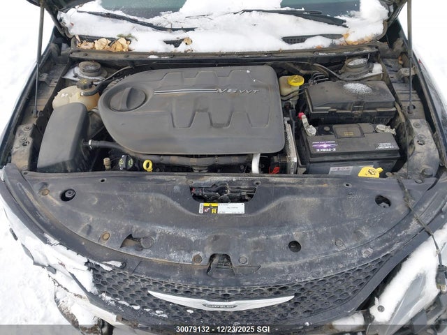 1C3CCCDG9GN193974 Chrysler 200 S