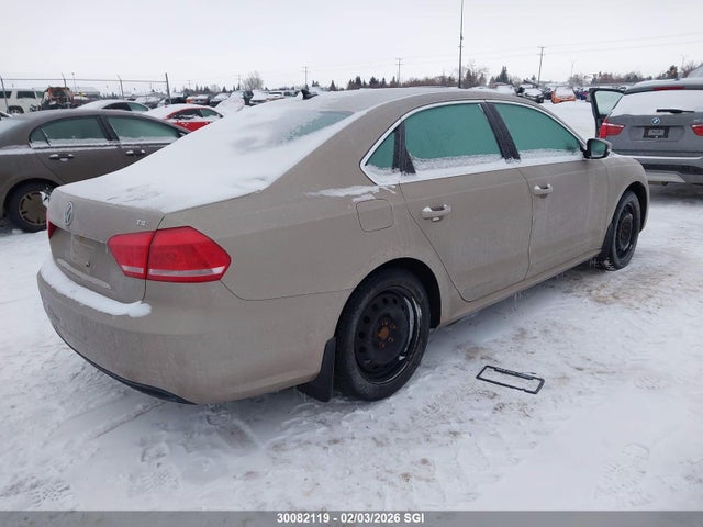 1VWBS7A37FC057059 Volkswagen PASSAT SE
