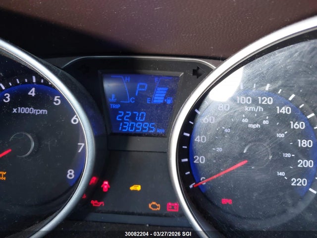 30082204 :رقم المزاد ، KM8JUCACXBU167850 vin ، 2011 Hyundai Tucson Gls/limited مزاد بيع