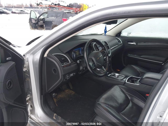 Chrysler 300 Touring L 2022 2C3CCASG3NH184720 Image 14