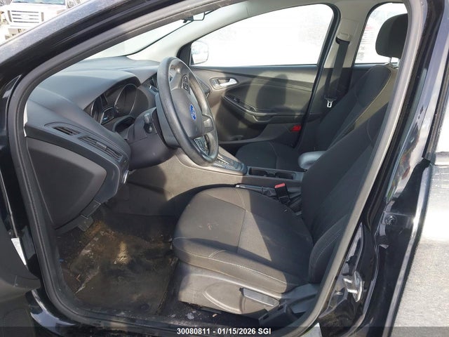 1FADP3K24HL239614 Ford FOCUS SE