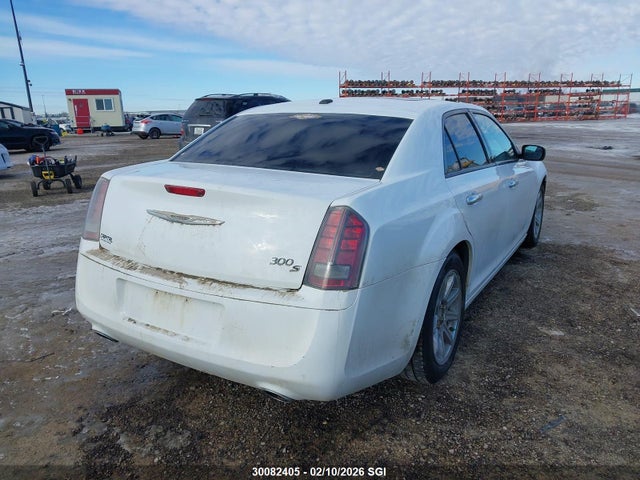 2C3CCABG6EH264545 Chrysler 300 S
