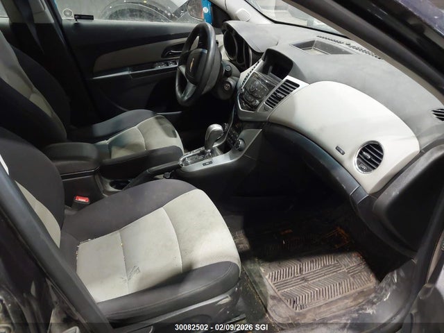 1G1PL5SH0E7132544 Chevrolet CRUZE LS