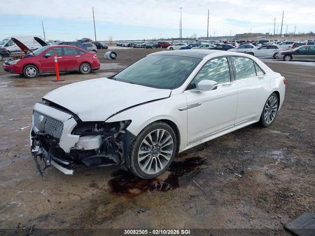 1LN6L9NC1H5617880 Lincoln Continental Reserve