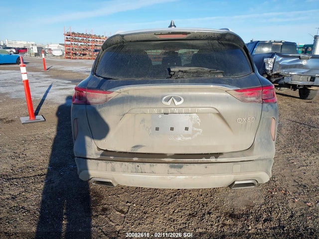 3PCAJ5M32KF143068 Infiniti Qx50 Essential/pure