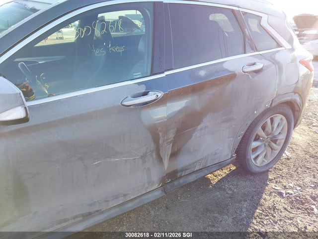 3PCAJ5M32KF143068 Infiniti Qx50 Essential/pure