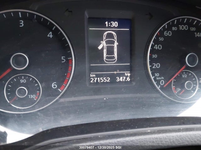 1VWAV7A39FC064632 Volkswagen PASSAT S