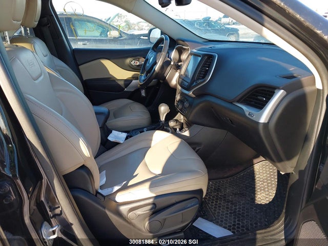 Продаж на аукціоні авто 2018 Jeep Cherokee Latitude, vin: 1C4PJMCB9JD592749, номер лоту: 30081884