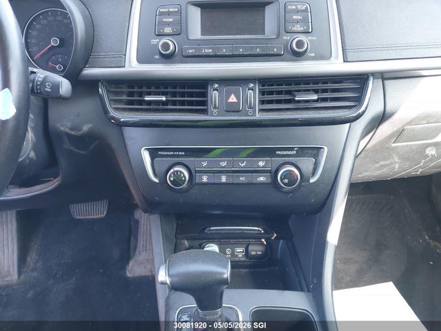5XXGT4L35JG236498 KIA OPTIMA LX/S