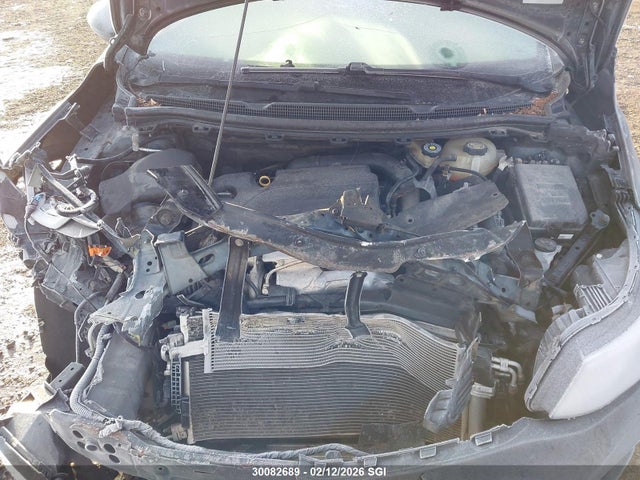 1G1BF5SM1J7204666 Chevrolet Cruze Premier