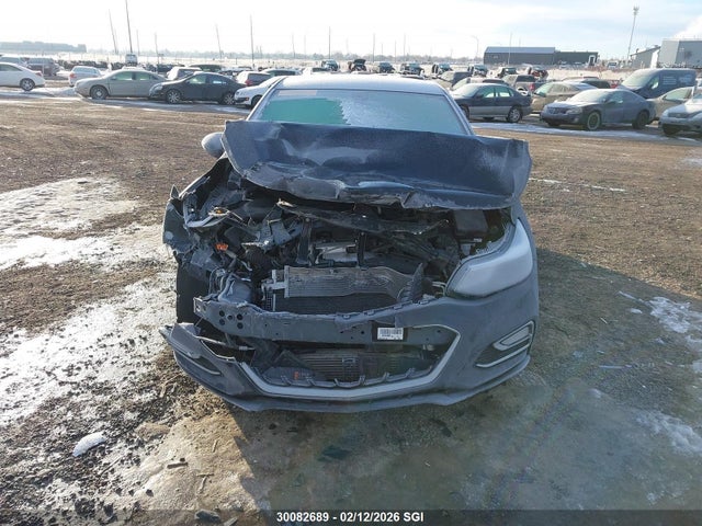1G1BF5SM1J7204666 Chevrolet Cruze Premier