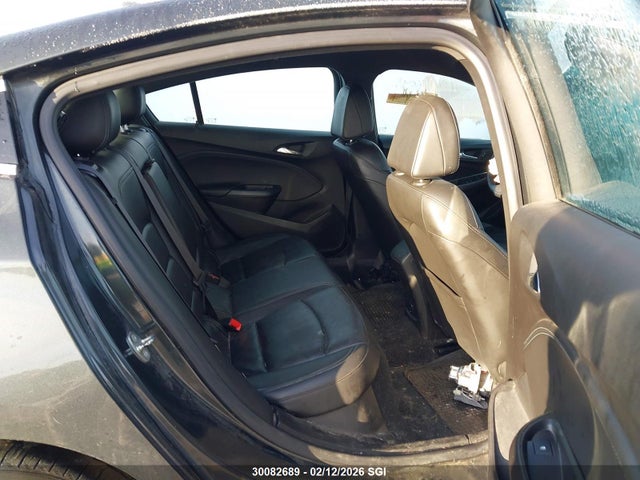 1G1BF5SM1J7204666 Chevrolet Cruze Premier