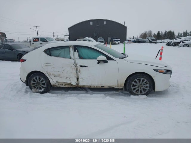 Mazda 3 Select Sport 2025 JM1BPAKM2S1752242 Image 13