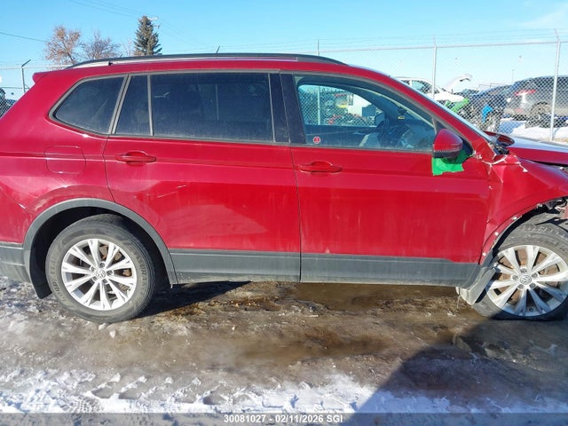 Volkswagen TIGUAN S 2018 3VV0B7AX6JM040310 Image 12