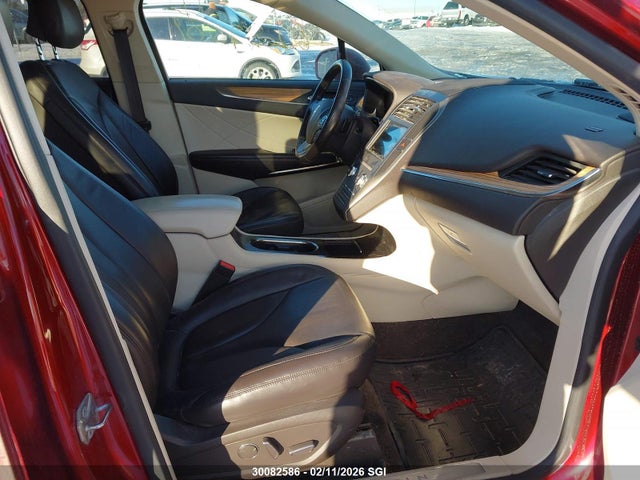 5LMCJ2D96GUJ10688 Lincoln MKC SELECT