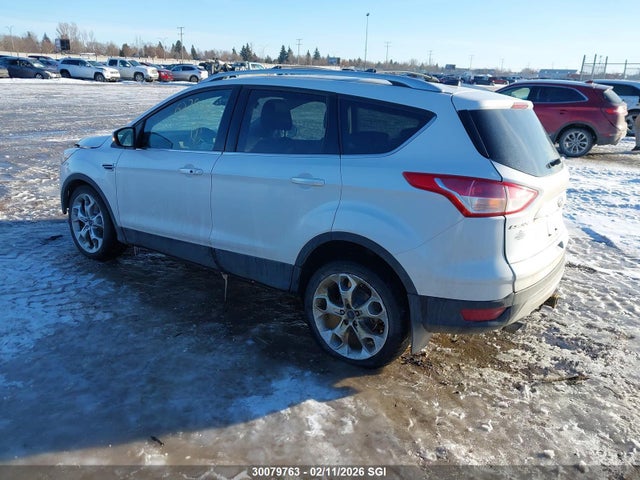 1FMCU9J97EUC95581 Ford Escape Titanium