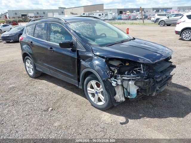 30082926 :رقم المزاد ، 1FMCU9GXXGUC02674 vin ، 2016 Ford Escape Se مزاد بيع