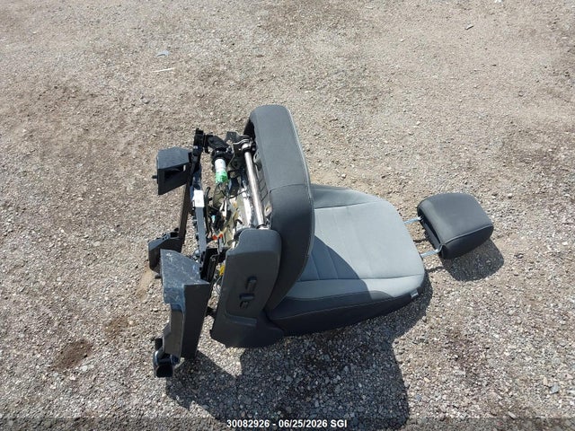 30082926 :رقم المزاد ، 1FMCU9GXXGUC02674 vin ، 2016 Ford Escape Se مزاد بيع